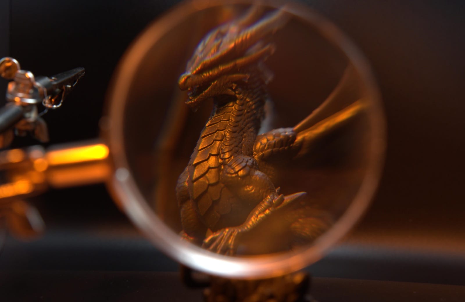 Magnified side view of the dragon's scales printed at 25-micron layer height